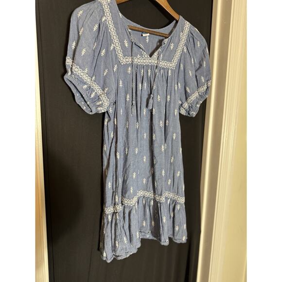 Old Navy Chambray Embroidered‎ Boho Flutter Sleeve Dress Size XS Petite - Picture 5 of 7